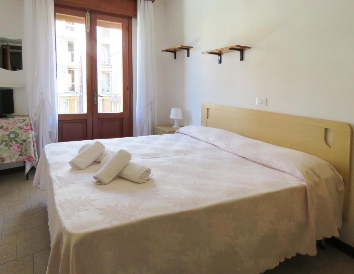 Double or Twin Room with Balcony,998134557:JPEG